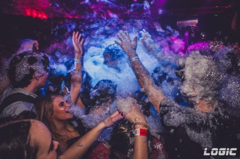The 9 BEST Nightclubs In Exeter Revealed!